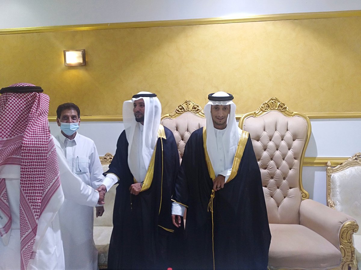 نبارك للعرسان علي حيدرة ووليد صلاح
الف الف مبروك ونتمنى لهما حياة زوجية سعيدة