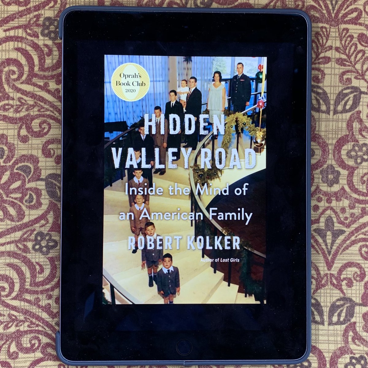 If you’re having a rough day with your family, imagine a family of 12 children where 6 of them have some form of schizophrenia. Such is the true life story of the Galvin family. A fascinating portrait of a family dealing with mental illness & search for a cure.
#HiddenValleyRoad