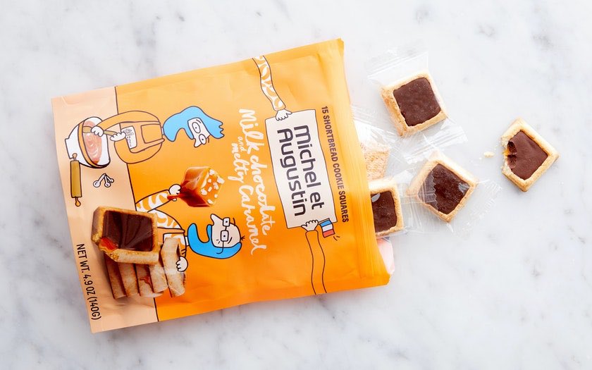 Cinq ans après le début de leur aventure aux #EtatsUnis, Michel et Augustin s'invitent chez <a href="/WholeFoods/">Whole Foods Market</a> avec leurs Cookie Squares, des biscuits pur beurre bien croquants recouverts d'une ganache fondante au chocolat buff.ly/2D6oyoQ