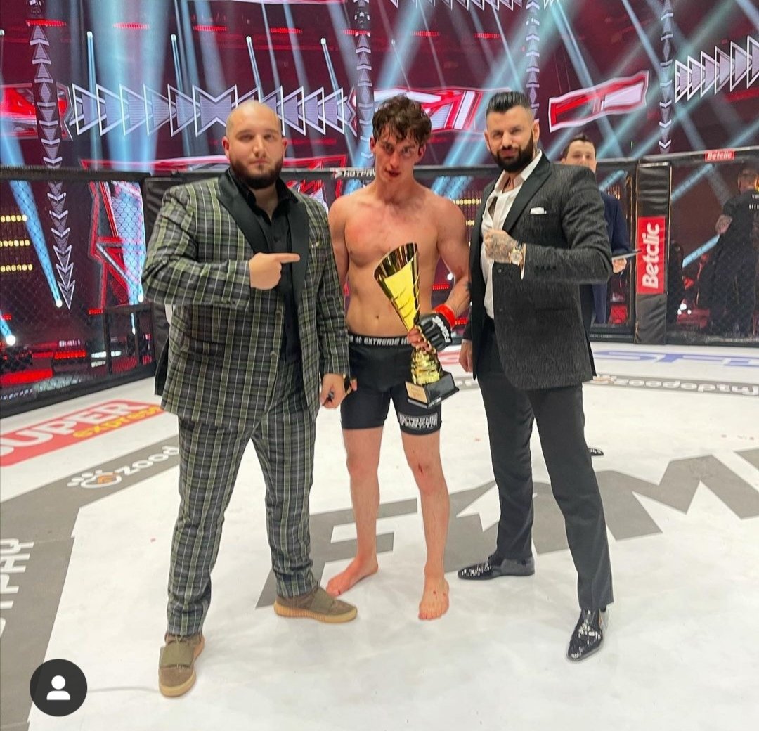 _mysterious_way's tweet photo. nie wiem jak dla was ale dla mnie mimo wszystko MARCIN WYGRAŁ 🥺❤️ całym sercem jestem z nim #famemma8 #teammarcin @MarcinDubi https://t.co/UJALKbiat9