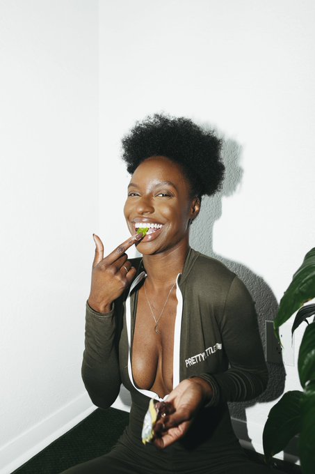 Bite Me https://t.co/f6K5DfzgMt<a href="/tag/ovo"class="tags"><span>#ovo</span></a>