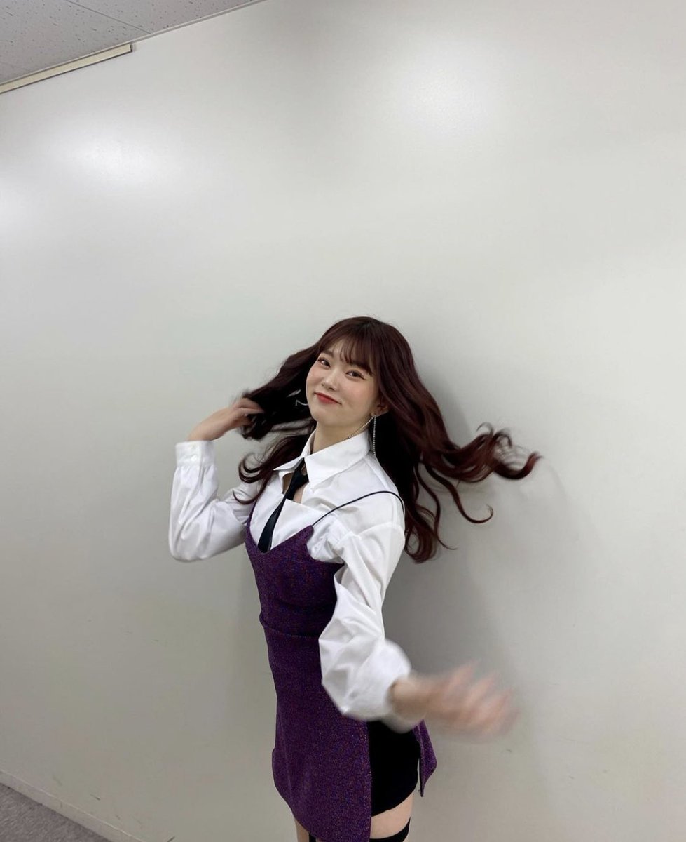 ravitr__'s tweet photo. 昨日のzoomほんまに緊張しすぎて
あたま真っ白なったけど
ラビちゃん可愛すぎるしずっと笑顔で���聞いてくれたり、さっきツイート見た！とか私がチアやってる事覚えてくれてて嬉しすぎた😭❤️
大阪でイベントやる時は来てねって言われたから
次は絶対行くから！！！ラビちゃん大好き😫🤍
@talways_tari https://t.co/H8IiAz8Gdf