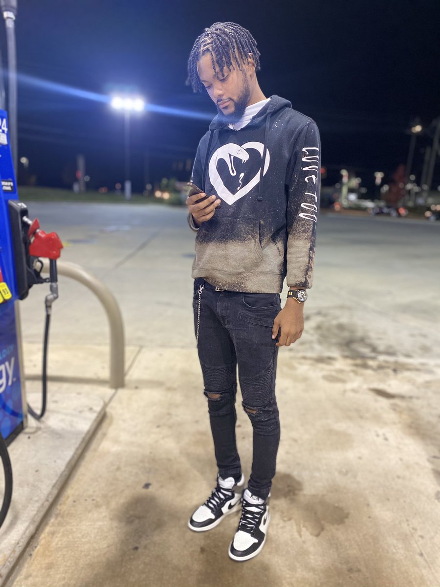 OG_MARCH's tweet photo. Chasin the money all day☁️ https://t.co/q5Ft2yzwz7