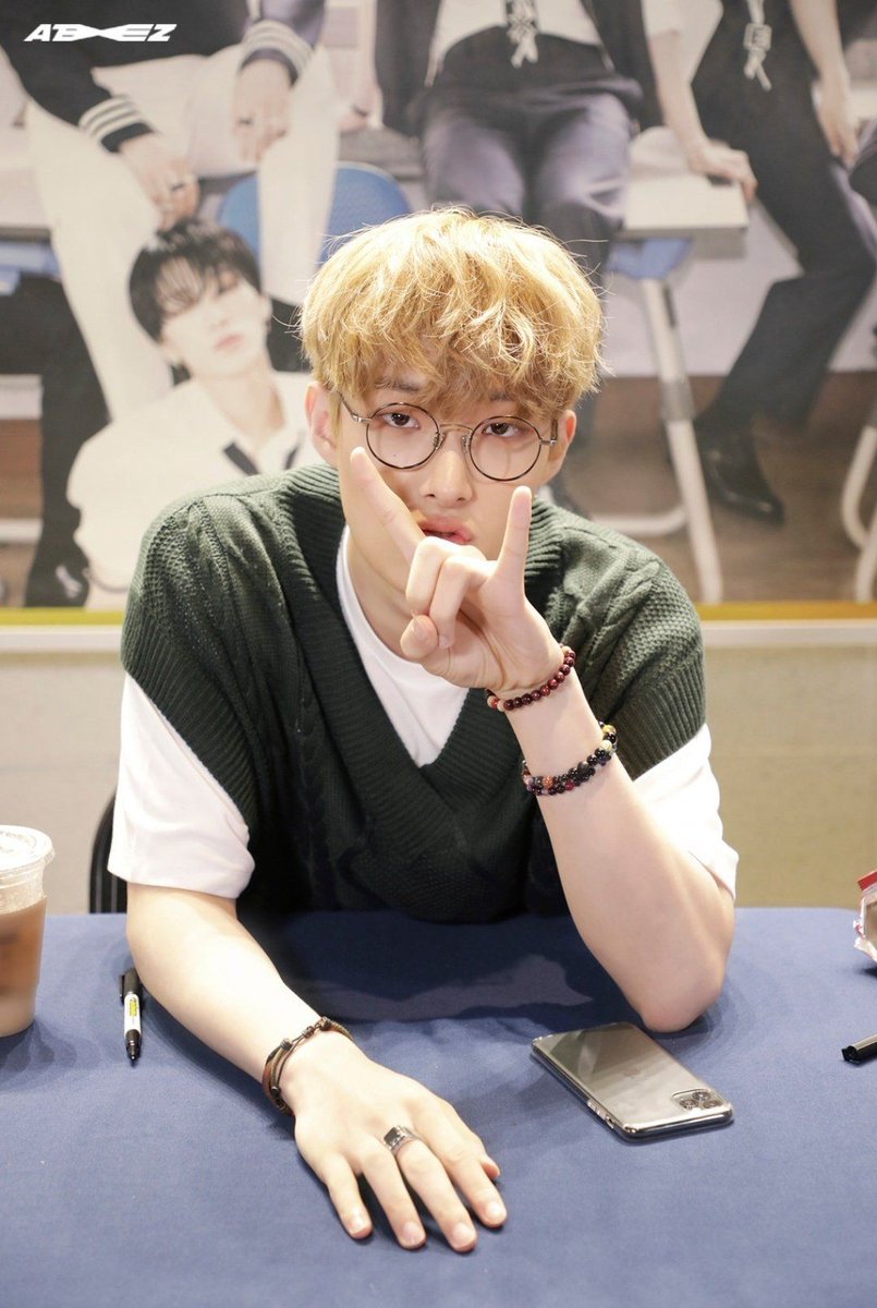 atzmingithinker's tweet image. hi!! this is a new acc dedicated to song mingi from @ATEEZofficial !! 
♡ please rt to help spread ♡ thank you so much !! ʕ๑•́ᴥ•̀๑ʔ