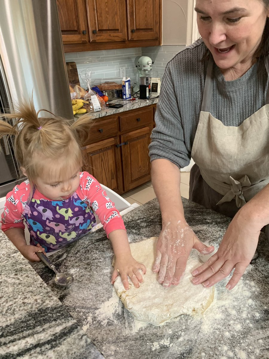 aharris4chelan's tweet image. Making some celebratory cookies for Uncle JoJo! Goooooo GoGo!! #soproud #gonets