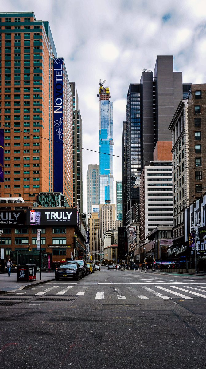 2019 NYC #newyork #newyorkcity #photography #architecture #architecturephotography #streetphotography #ilovenewyork #fotografia #arquitectura #skyline #streetphotographer #pictureoftheday #pictures #picturesofnewyork #sonya6000