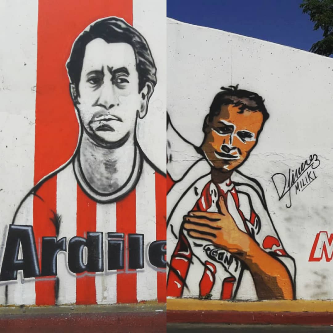 Anoche se pinto la firma del goleador #MilikiJimenez 🇦🇹⚽️
Y se realizaron unos detalles en el rostro del Piton <a href="/osvaldooardiles/">osvaldo ardiles</a>👌

#LA1918IACC 
#fabianpasacalle

PD: La lluvia nos jugo en contra cuando se estaba terminando el Mural

Buen Sabado Glorios@s🇦🇹