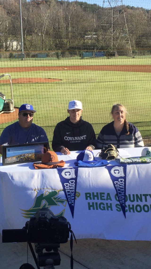 SimcoxSlim's tweet image. Congrats to ⁦@HoughstonS⁩ on signing with ⁦@scotsbaseball⁩ this week. Houghston is a P-OF from Rhea County HS and has played for ⁦@diamondbballtn⁩ 17U and 16U teams the last 2 years. Best of luck Houghston! ⁦@PBRTennessee⁩ ⁦@5StarPreps⁩