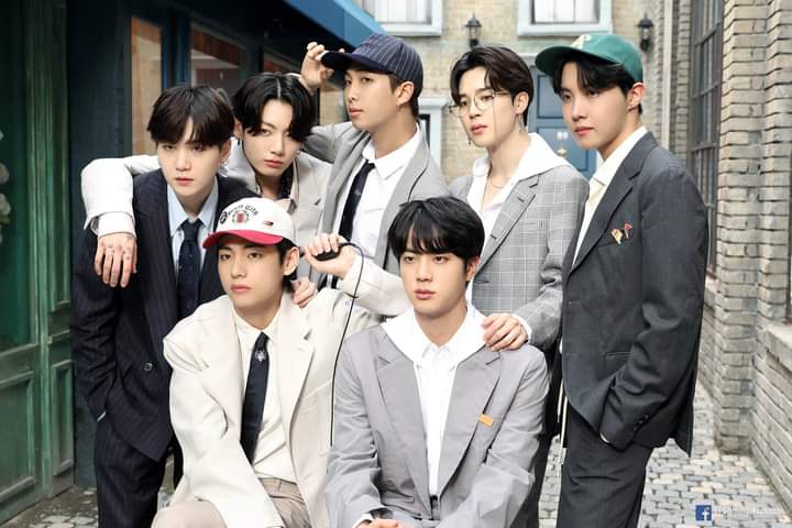 btstxt_ash's tweet photo. #BTS #방탄소년단 #BTS_POPUP
#CONCEPT_PHOTO #btscomeback
#conceptphoto #btscomeback2020
#btsupdates #btsweverse #btsweibo #BTS_BE #bts_telepathy
#LifeGoesOn #BTSARMY
#Jungkook #Taehyung #jimin #jhope #suga #namjoon #seokjin #V #btsedit #btsvideo
@btstxt_army7
@BTS_twt
@bts_bighit https://t.co/ZTKkz6So5g