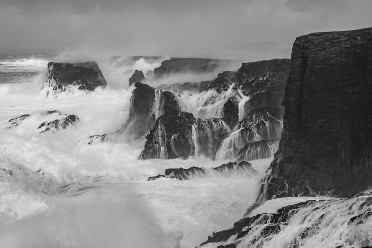 mostlyotters's tweet photo. The awesome power of the sea.. #Shetland https://t.co/F2CB1TdEDJ