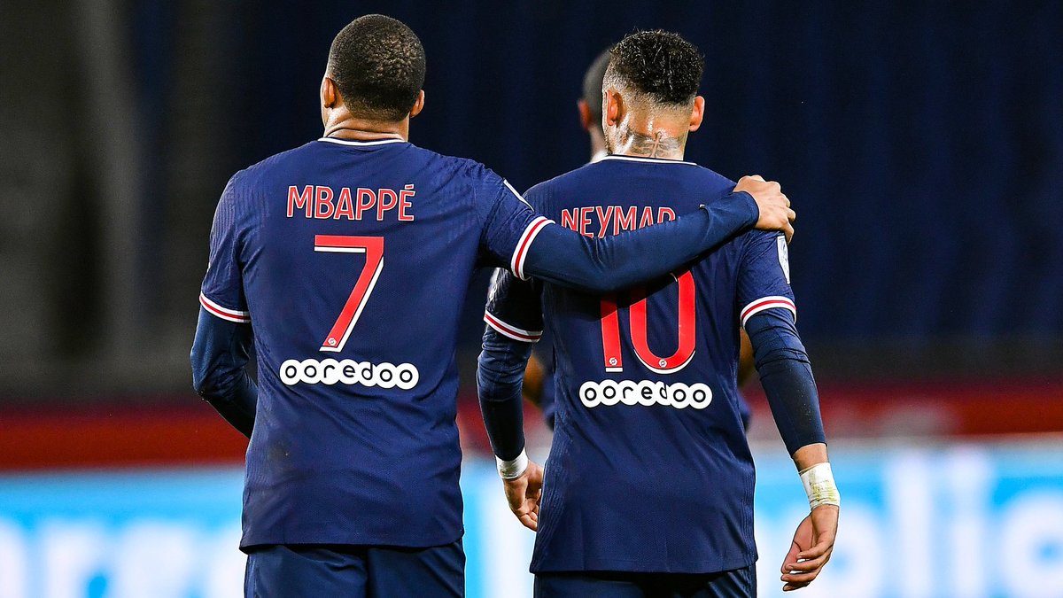 PGuirguis_7's tweet photo. J'ai une confiance aveugle qu'en ces 3 joueurs du PSG pour battre Leipzig mardi soir. 🙏🔴🔵

Ici c'est Paris. 🇫🇷🗼#TeamPSG https://t.co/QBkVUbkCZi