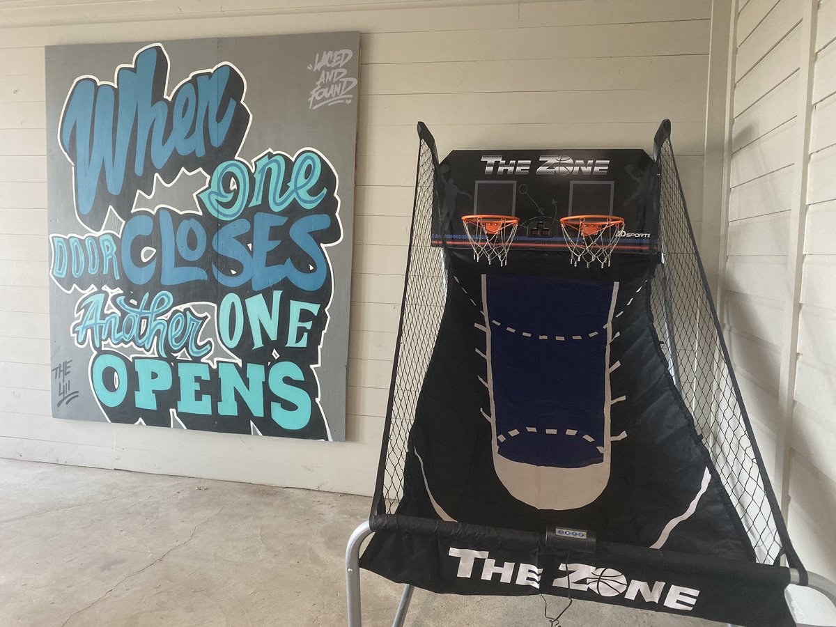 The 411 House tweet media