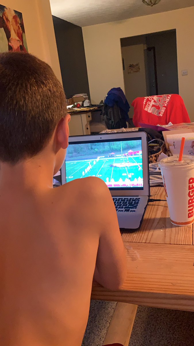 Captain__Mike's tweet photo. Cheering on his buddy! @c_stephens36 Let’s go Boyd! #woodlandterracecrew https://t.co/irrkLruYDZ