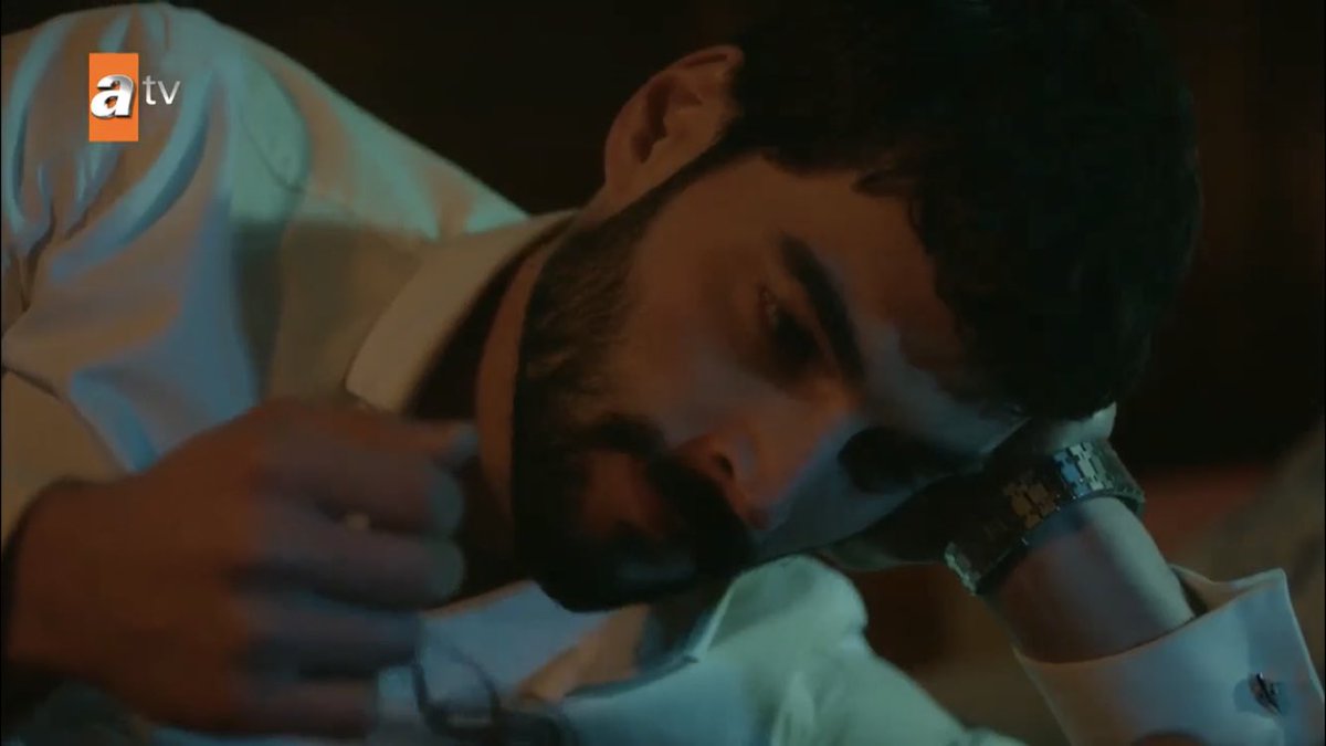 he adores her there’s no other word for it HE ADORES HER  #Hercai  #ReyMir