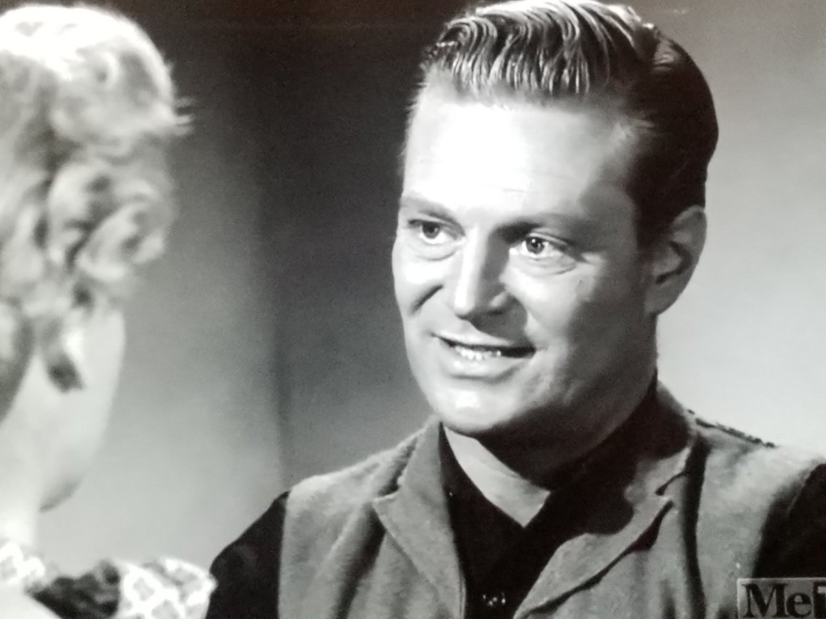 TOSSatNight's tweet image. #TOSSAlumniSighting Richard Webb #Trackdown #TOSSatNight #BeatenAndSobbing