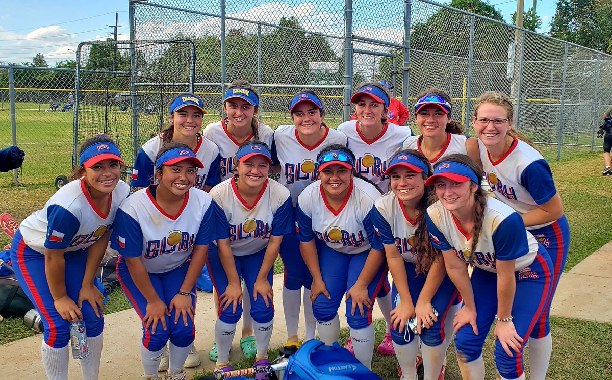 18uNaudinSouth's tweet photo. Headed to the Final Four on Sunday in the @TFLfastpitch Championship Games. Great teamwork ladies. #OneTeam #BeCSA @CSA_Athletes @ednaudin #thisissoftballlife @16uGloryNaudin #ncaasoftbal #BettercallEd https://t.co/F4xyAgSp7j