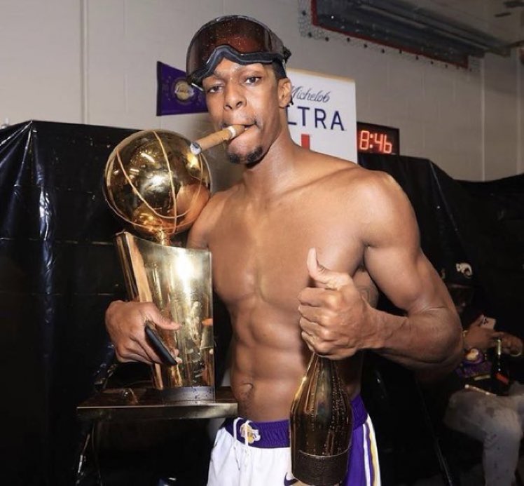 LakeShowYo's tweet photo. thanks for everything, Rondo! 🏆
Lakers nation is gonna miss you. 💜💛 https://t.co/FyFXGoz6m0