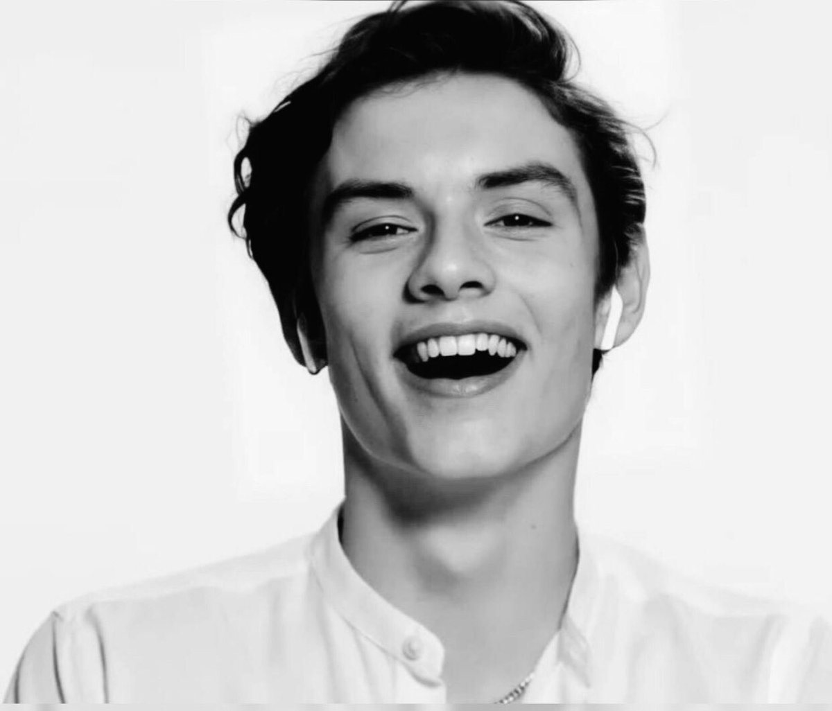he thinks u deserve the world