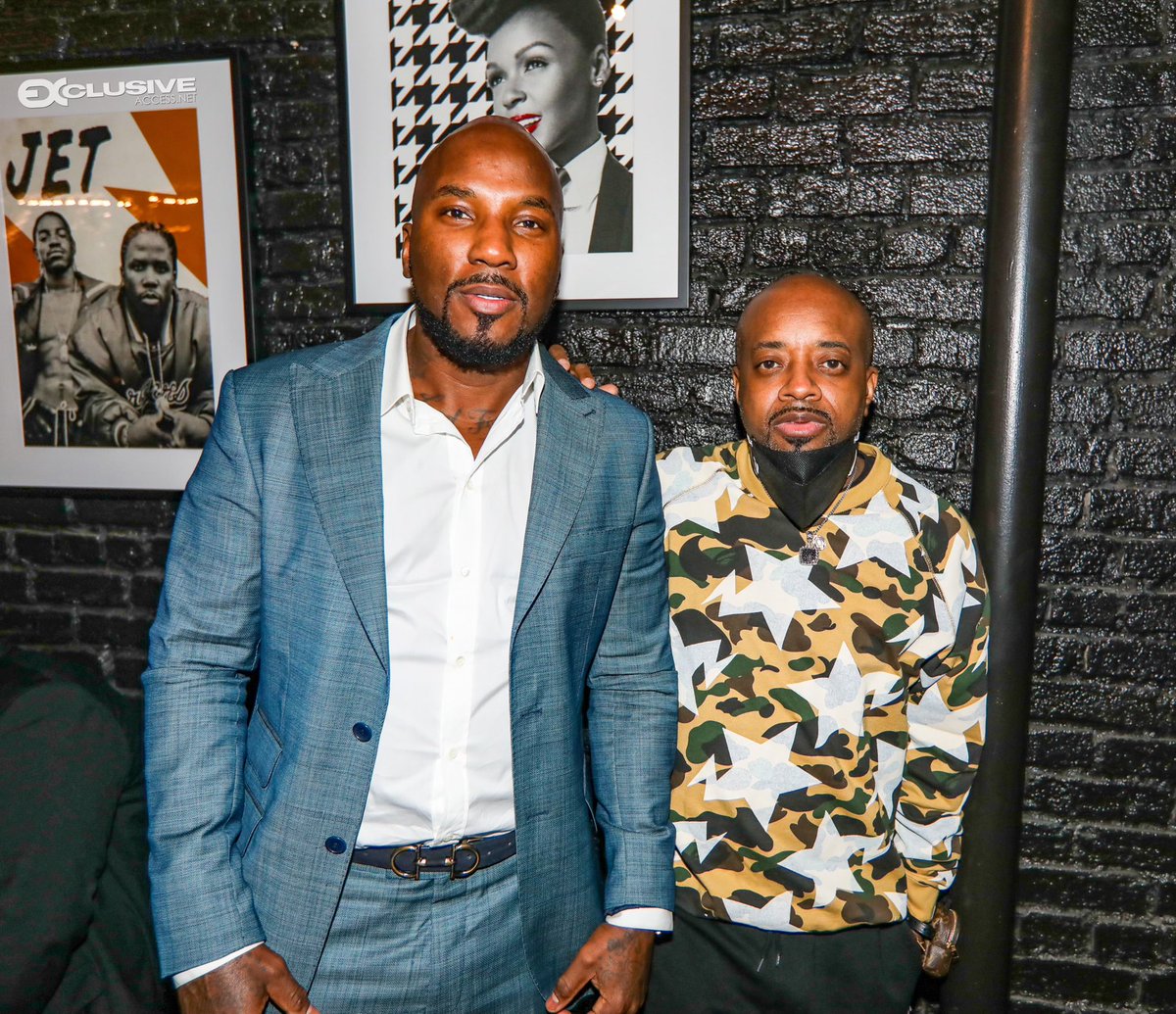 Dat boi @jeezy had alil private dinner last night,I had to stop by, lol he  got on the mic and said JD ain't took his mask off the whole time he been, image size:1200x1035