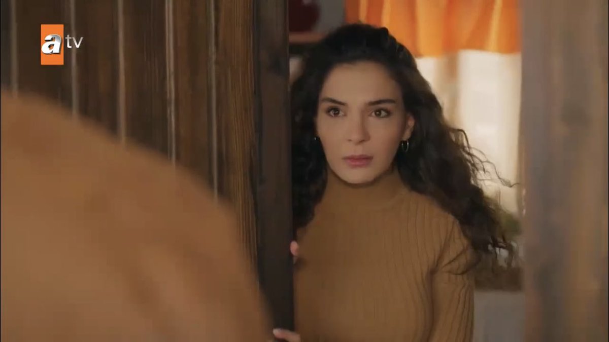 he really thought she had bought this bullshit excuse huh TRY AGAIN  #Hercai