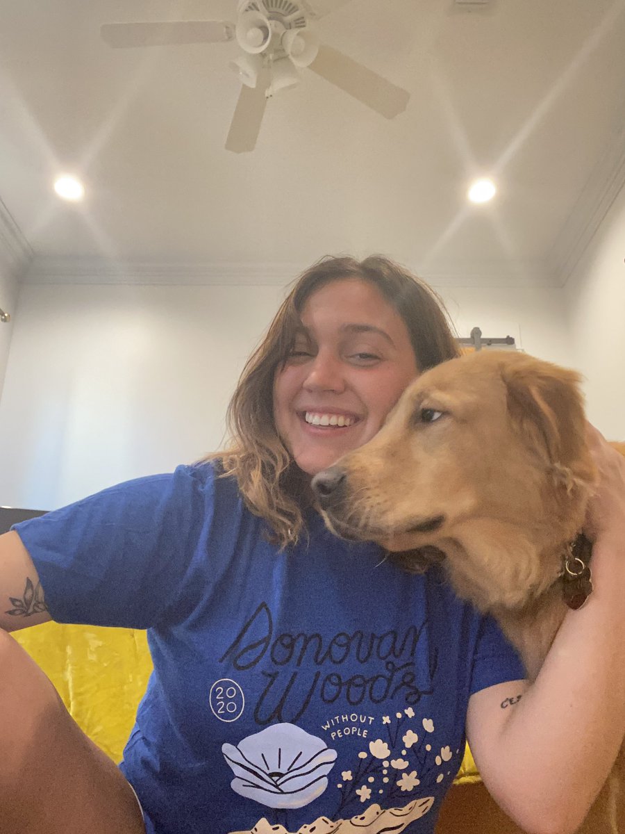 nola_noise's tweet photo. less people. more dogs. ✌️
shout out to @DonovanWoods for the merch. stream his new album, #WithoutPeople, on Spotify.
https://t.co/0HJEz1FNPd #orchardambassador #GoldenBoy #dogsoftwitter https://t.co/j7jRBp6eog