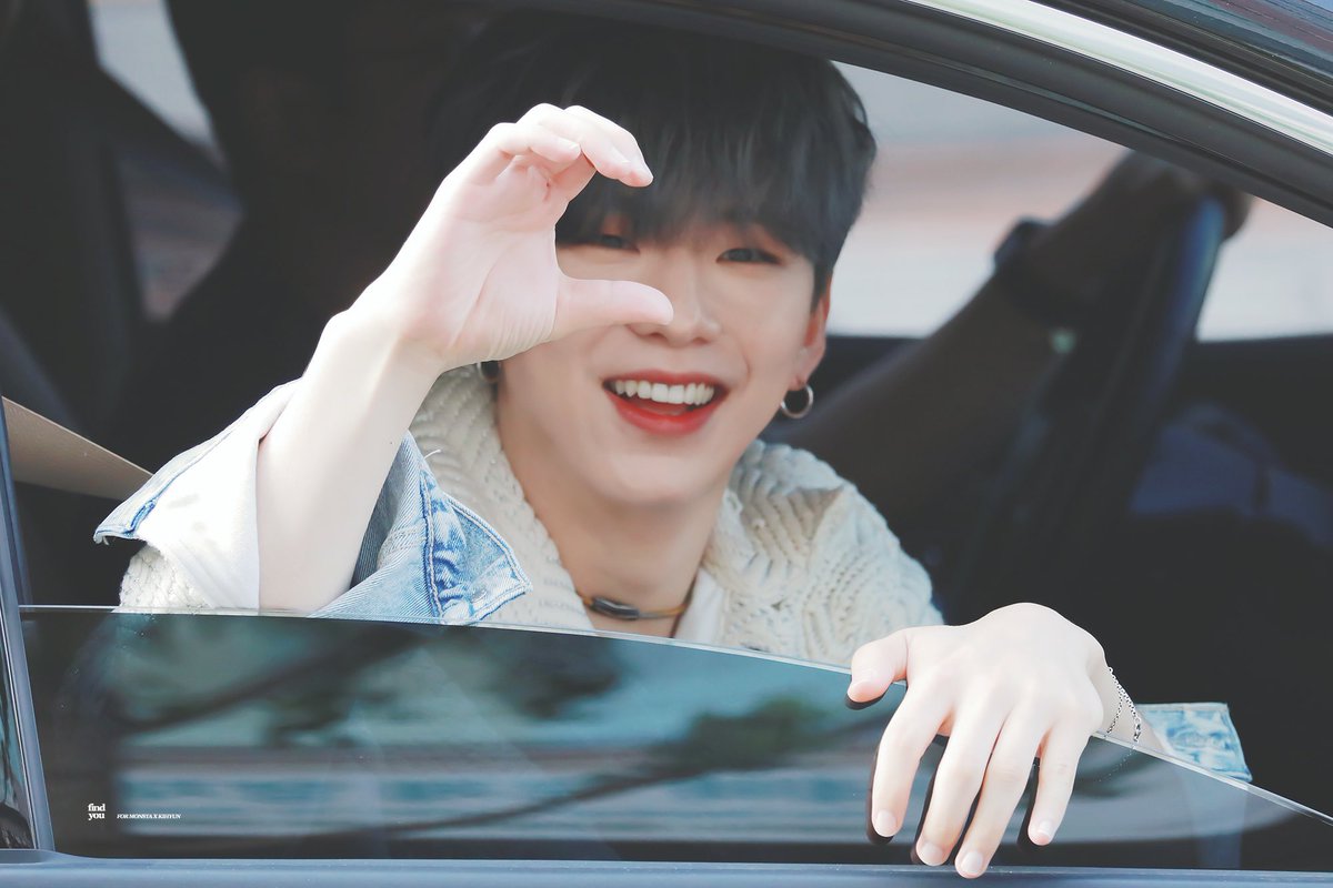 monmonluv4ever's tweet photo. 💞My daily vote💞
Please RT 🙏 and leave me your link below so that I can do the same, it is very important that we support each other. 
Force Monbebe 💪 and happy birthday Kihyun. 😊🎉🎂🎈

[#2020MAMA] Voted for #monstax on #MAMAVOTE ｜ 2020 MAMA ｜ 2020.12.06 (SUN) @MnetMAMA https://t.co/PNZOh1Xmx4