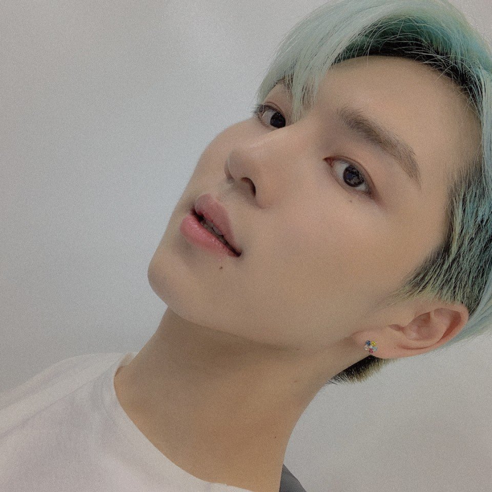 PENTATIVETW's tweet photo. ๐ ํ ๐. ๐๐ฒ๐ป๐๐ โช out :: @ to--dฮฑั ฤฑn #KAORI_DB โห. #KAO_RC โบ
Mandamos a Alexy bien arregladito al debut de nuestra compaรฑera KAORI a quien le deseamos mucho รฉxito en su carrera. ยกSabemos que todo saldrรก de maravilla, suerte! ๐ฆ https://t.co/RkNsfXjkHr