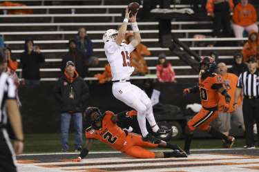 TroyClardy's tweet photo. A quarterback CATCHING a touchdown pass in Corvallis? Where have I seen that before?

(oh, yeah...last year...)

#CALvsOSU https://t.co/uLVzOSIr87