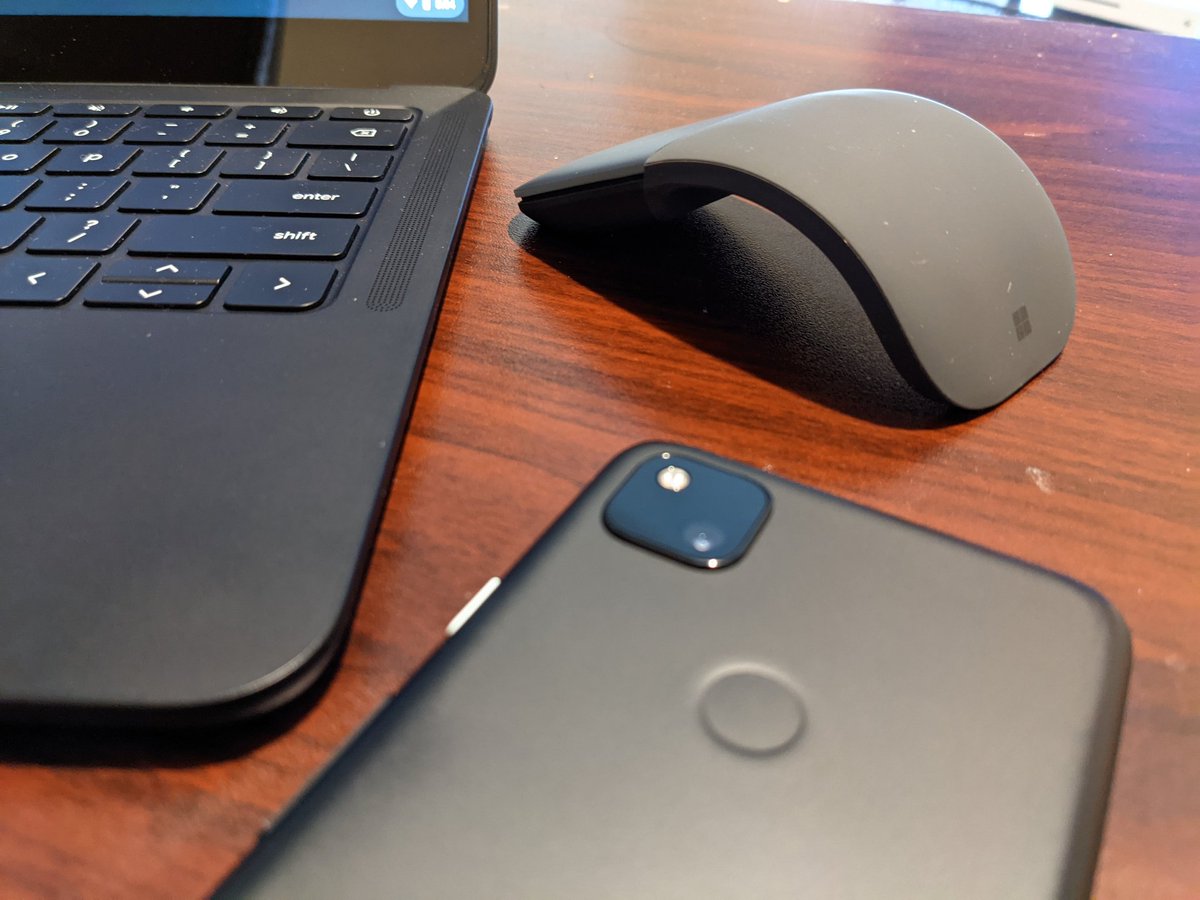 rmeestudios's tweet photo. Finally found a mouse that matches my aesthetic! #Microsoft #ArcMouse #MicrosoftSurface #google #pixelbookgo #pixel4a #googlepixel https://t.co/mpec2oIL2J