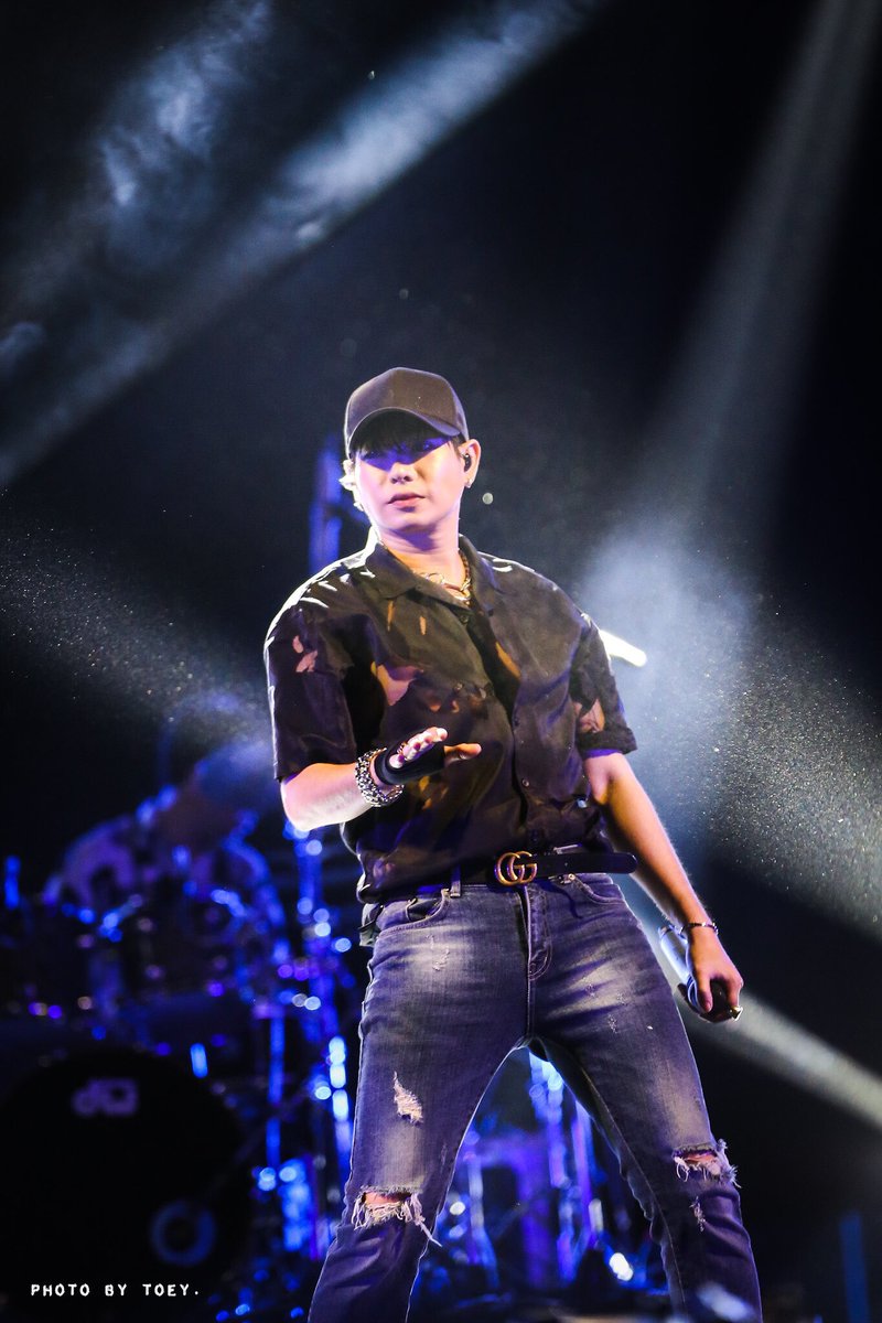 Porbennie's tweet photo. มอร์นิ่งค่ะเฮีย นุชes นุชา เมื่อคืนหลับไปตอนไหนไม่รู้ ที่แน่ๆ ตื่นมาตามเซฟรูปต่อ ขอบคุณทัพหน้าที่ทำหน้าที่ไปให้กำลังใจเฮียแทนนุชหน้าจอ และขอบคุณช่างภาพด้อมที่📸ภาพสวยๆมาให้เราตามเก็บค่ะ☀️☀️☀️☀️☀️☀️☀️☀️☀️☀️☀️☀️#PeckPaLitChoke #เป๊กผลิตโชค 
มุปอรไม่ได้เลยค่ะ ตายๆๆๆๆๆๆ https://t.co/L3QquAKvRh