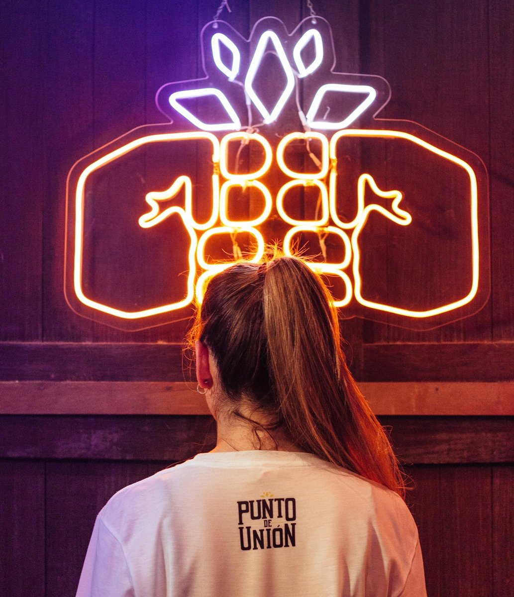 suma_creativo's tweet photo. La satisfacción de colaborar con agentes de cambio cerveceros 🍻 🚀 ¡Punto de Unión! Cerveza Cocoreña, Cerveza Artesanal. https://t.co/qQhTtcZe2P