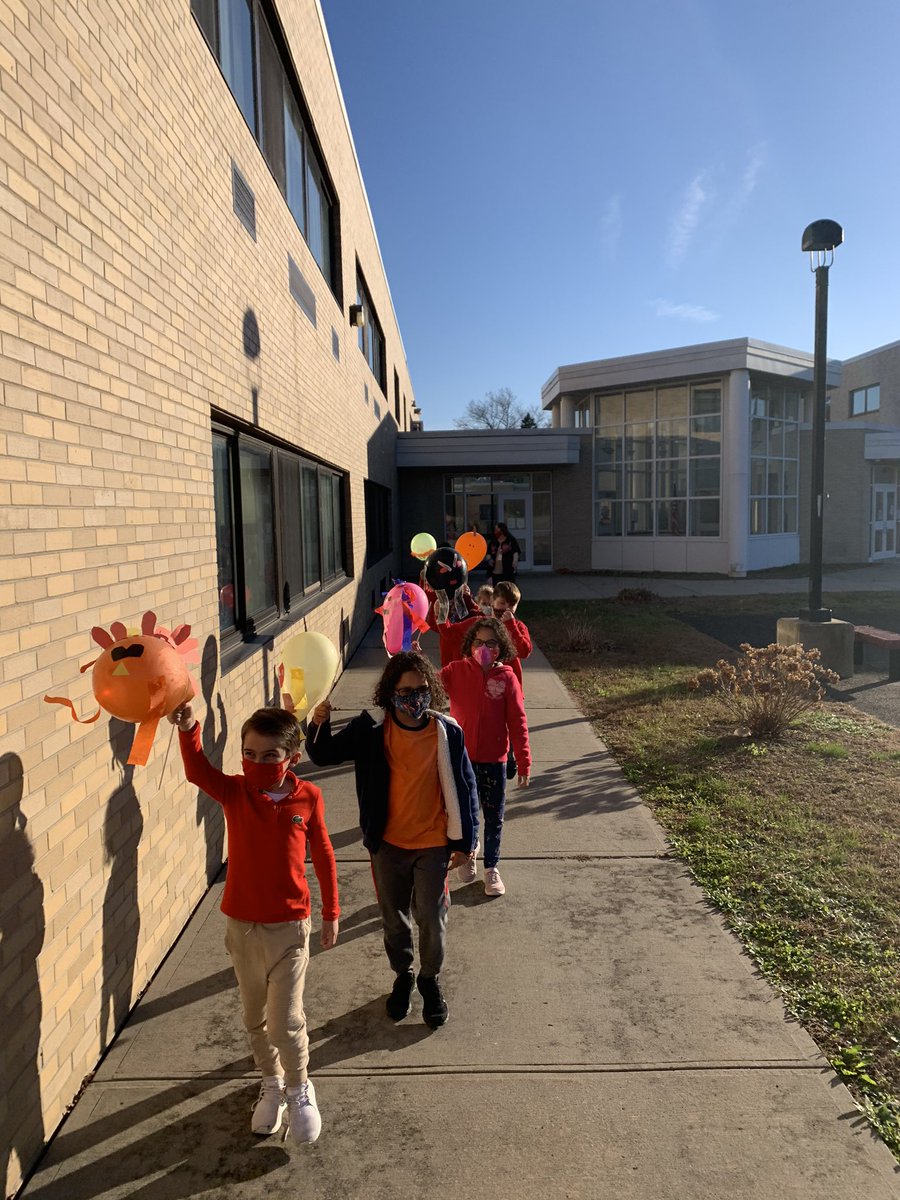 megan bachmore tweet media