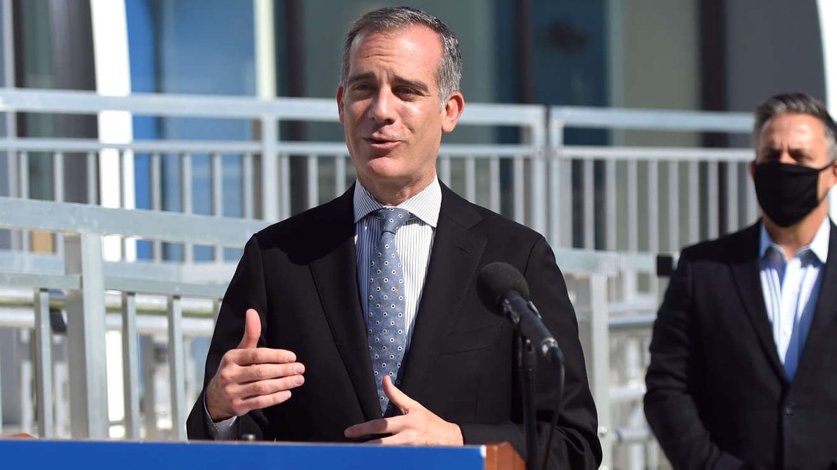 TheOnion's tweet photo. L.A. Mayor Unveils Push To End Homelessness By Sending Around Some Pretty Reasonable Zillow Listings https://t.co/me4m4Q1lwy https://t.co/CZIQBroCHM