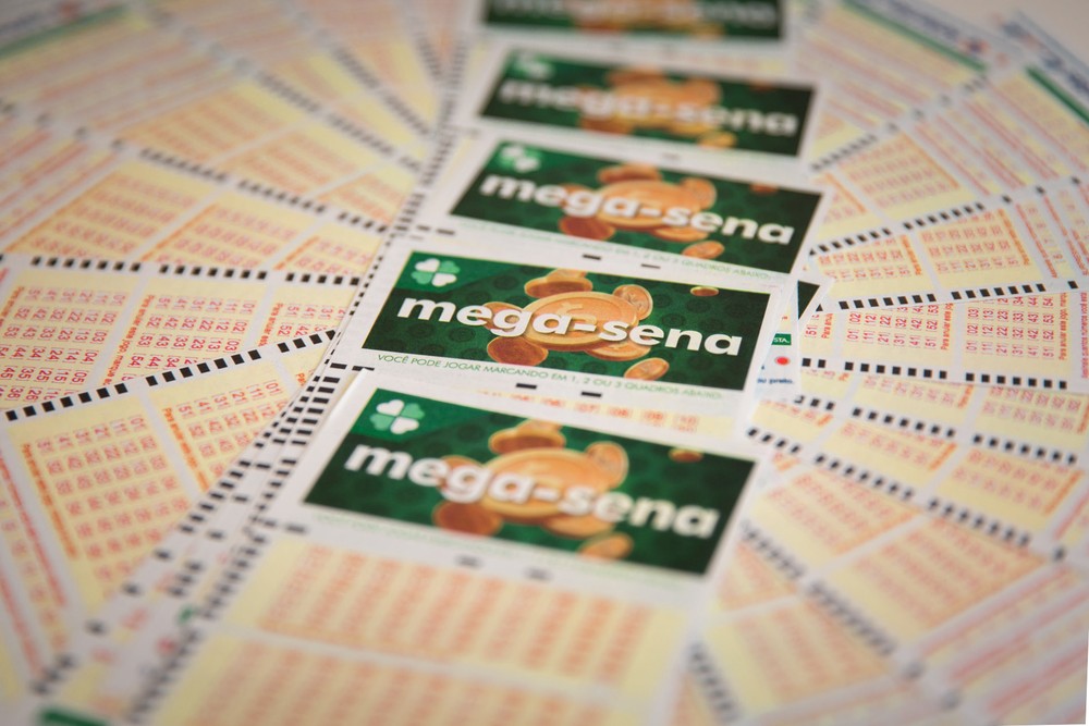 Mega-Sena, concurso 2.320: veja as dezenas sorteadas https://t.co/yelhmtwarr #G1 https://t.co/iTR0sTVXx4