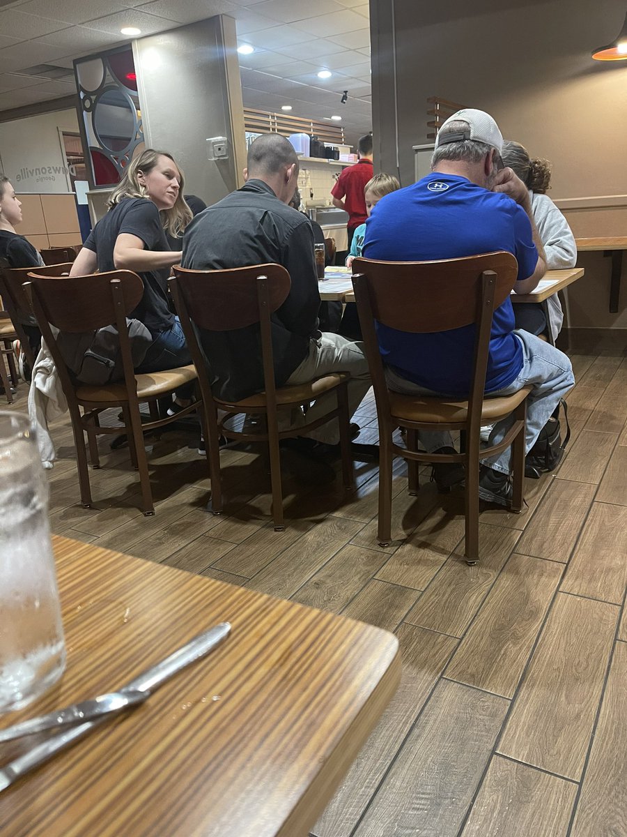 auntiechantel's tweet photo. Sooooooo @IHOP...you just gonna let 8 people sit like 2 feet away from us when there is plenty of room in this restaurant? NONE of them came in wearing a mask. https://t.co/EF0skgdadJ