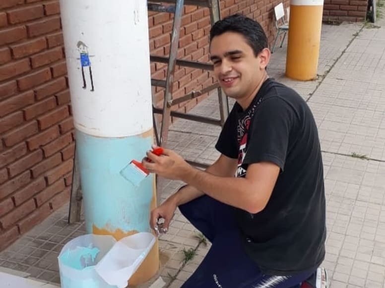 JereConti's tweet photo. FELICES DE LO QUE HACEMOS ❤️
Pintando Jardín 918 de LIMA! 
#JuventudRadical #Zárate una vez más, dando su aporte para poner en valor otra institución educativa del distrito!

Es un compromiso que nace del corazón, hechos  que nos gratifican , gracias a la dire y a las seños! 😄 https://t.co/jOvDB1OnFi