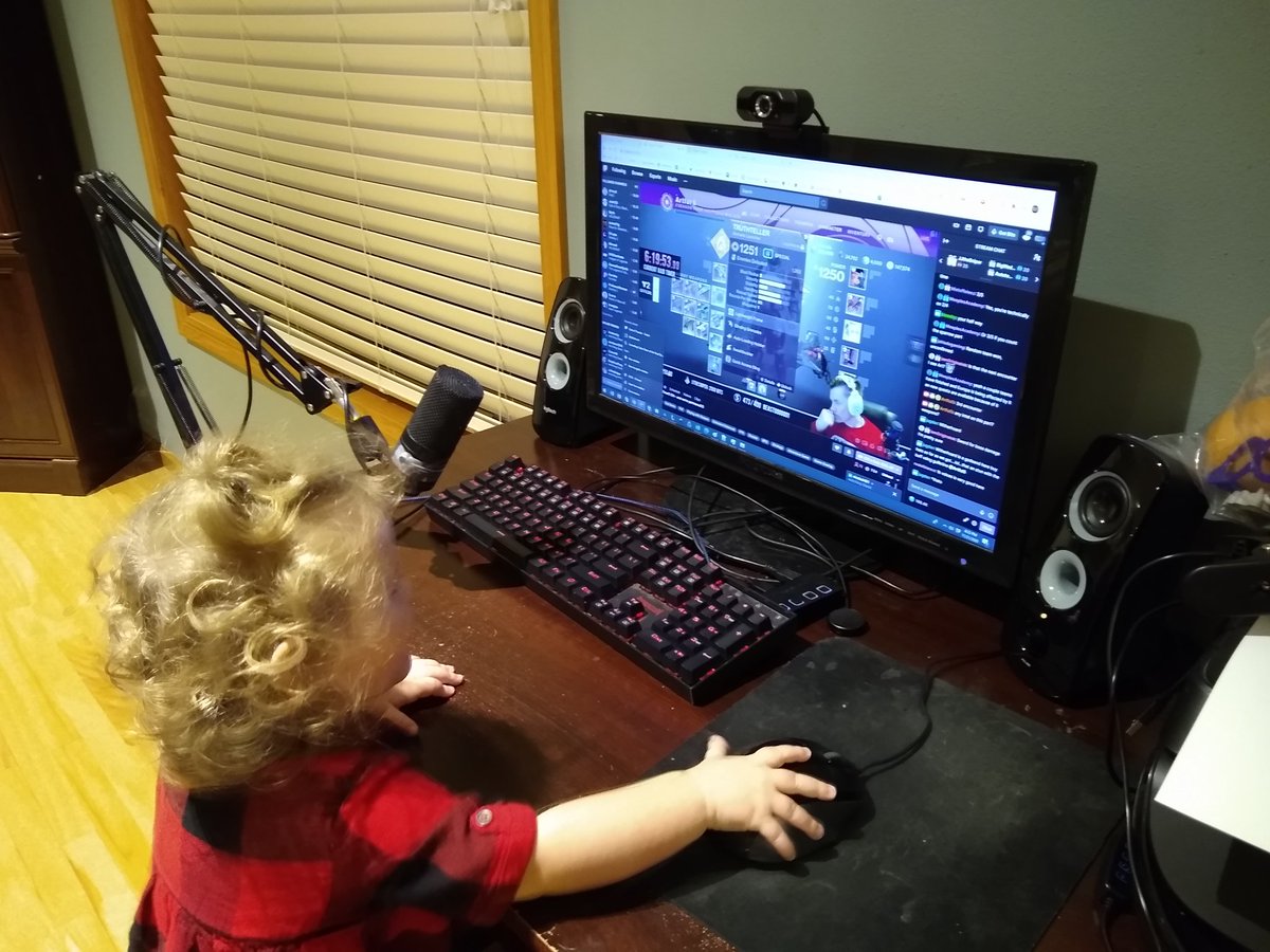 DssgWD40's tweet photo. It's raid day! https://t.co/dvJ8rZanKA