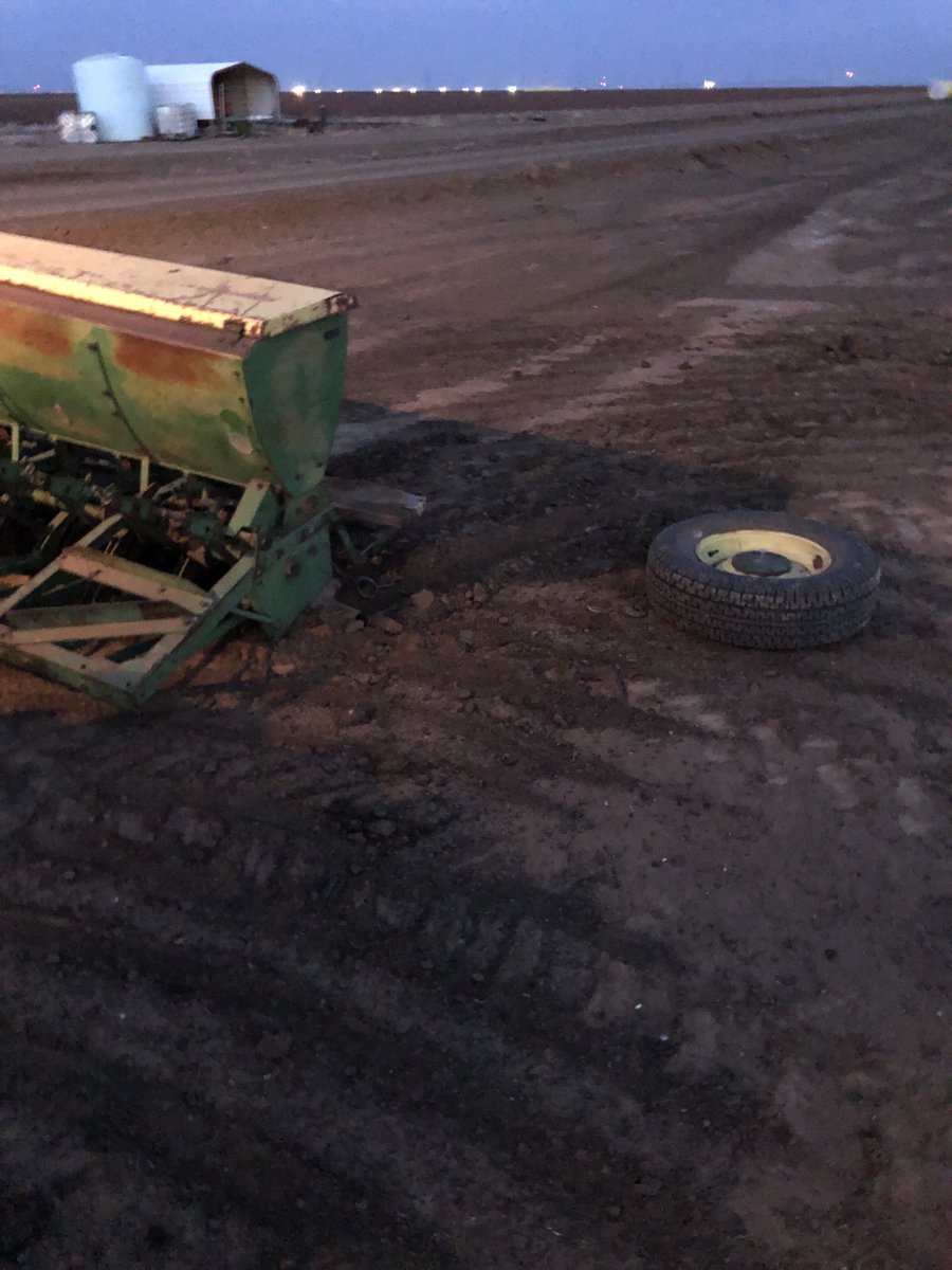 LassMike's tweet photo. “ You picked a fine time to leave me loose wheel”....😂😂 https://t.co/yqOt8OkYzj