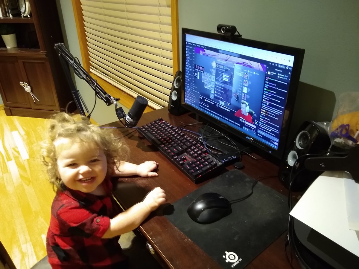 DssgWD40's tweet photo. It's raid day! https://t.co/dvJ8rZanKA