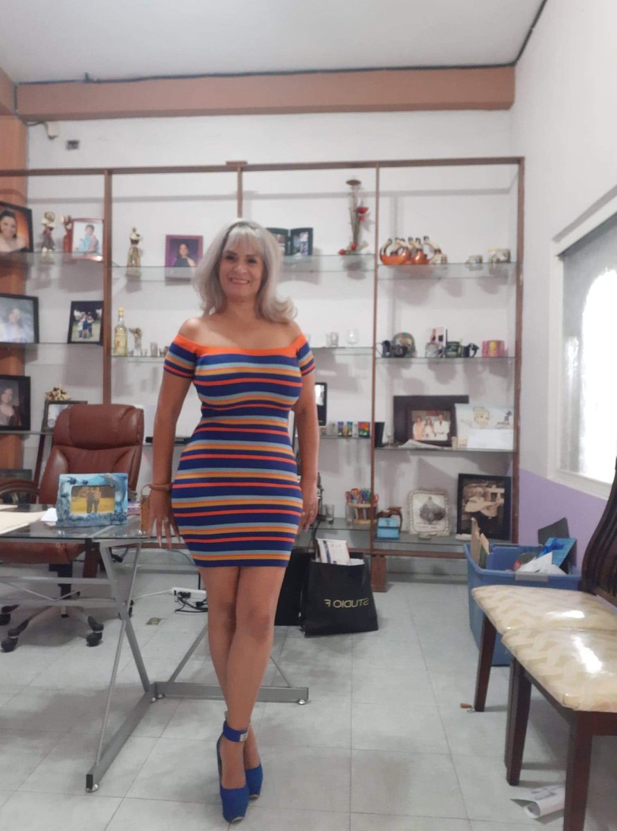 A estas alturas de mi vida...  volverme cuerda, sería una locura.

 Feliz noche nocturnos!! Donde quiera que estén ... 💃😴🍷☕️
 Hoy si quiero reTwitt
Para saber que sucede🤭🤔🤫