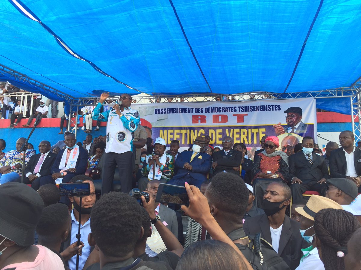 moise_kilolo's tweet photo. #YMCA: une démonstration de force de #FOJC ex #FOJEC, la toute première structure des Jeunes ayant existé au #RDT, les cadres et militants de cette dernière salut la nomination de Ir Moïse KILOLO et Perse Mutoti et confirme leur loyauté et fidélité à SEM Sylvain Mutombo. https://t.co/Mh4xVtqIvK