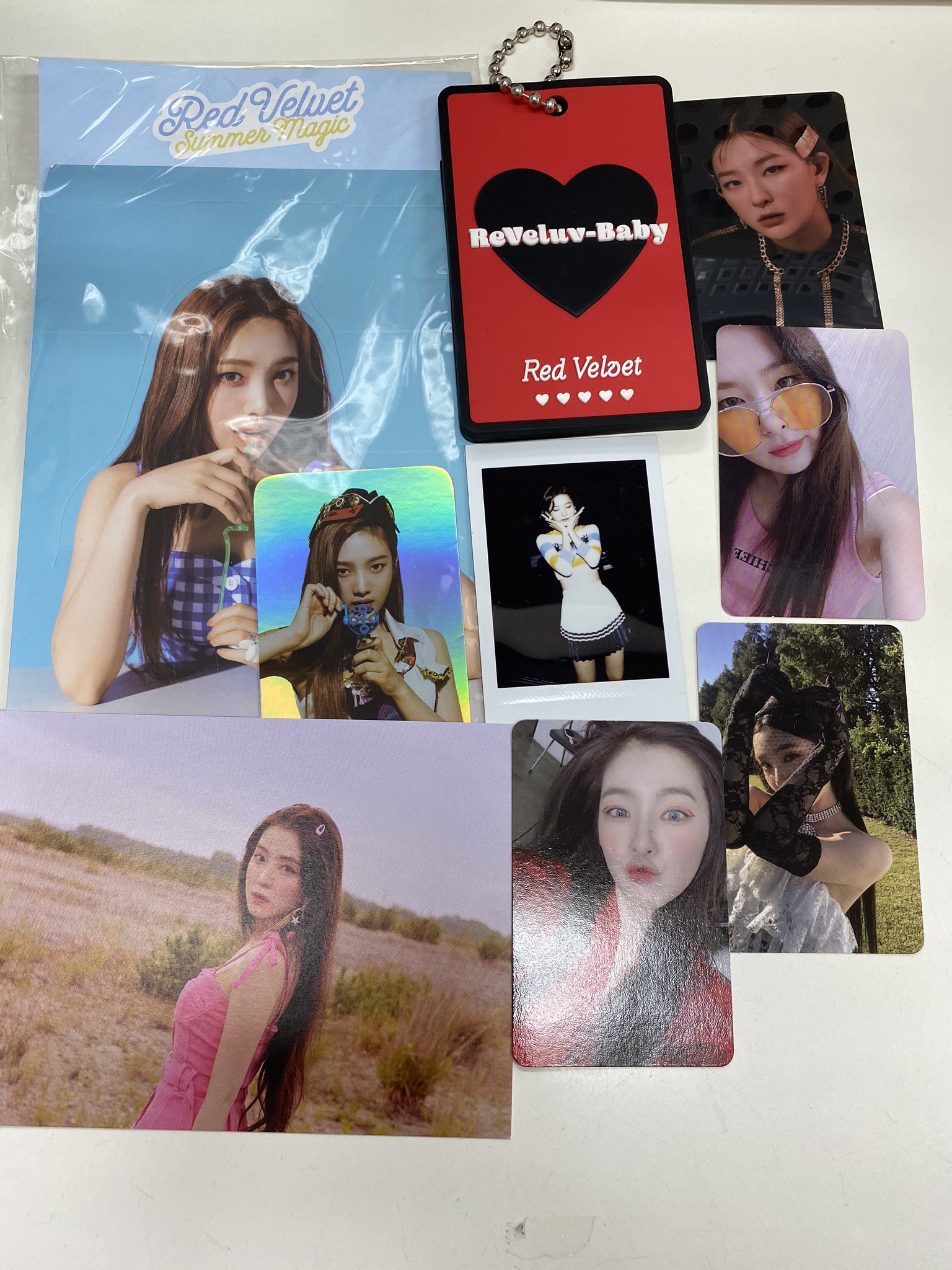 Red Velvet イェリ　公式インビテーションカード　LaRouge Red Velvet イェリ 公式インビテーションカード LaRougeの通販