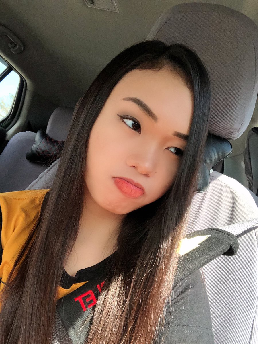 ziamelle's tweet photo. hello! please watch us on Pastel Mix's Online Idol Hatching Time! 💖 It is a huge pleasure for us to be featured on our senpai's online show 🙇🏻♀️
Catch us on PasMi's Facebook Page at 5PM (PH Standard Time)
starlaxys must watch or else... 😾
#STARLiGHTZiam #STARLiGHTPH https://t.co/W5SQ33qmxj