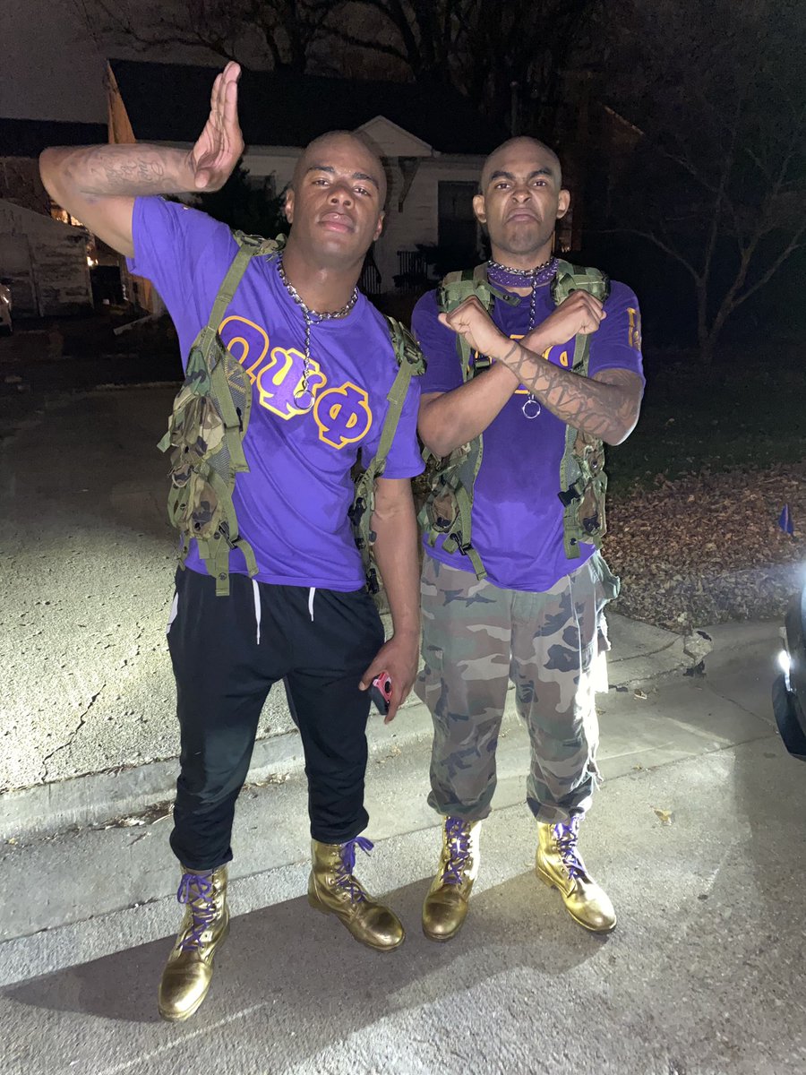 twan_2xx's tweet photo. Freed them boys 💜 ΠΒ🐶 5 in 5 out https://t.co/JJvzWqrVUv