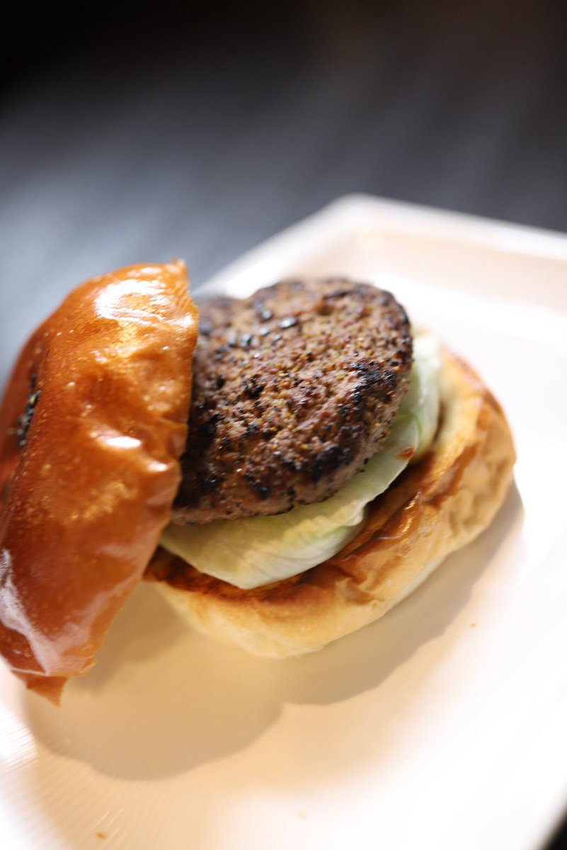 手作りハンバーガー専門店ブコウスキー おはようございます 手作り ハンバーガー専門店 ブコウスキー 川越店です 本日デリバリーお休みです テイクアウトも大歓迎です お電話での予約も可能です ランチ 10 45 15 00 ディナー15 00 00