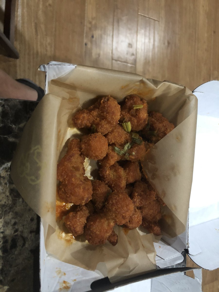 n2disny's tweet photo. @BWWingsOM When I ordered the small Buffalo cauliflower , I didn’t realize you literally meant the size of the cauliflower.  Definitely not worth the $12, but I’d buy again for half that price. https://t.co/rFFUOlHwXM