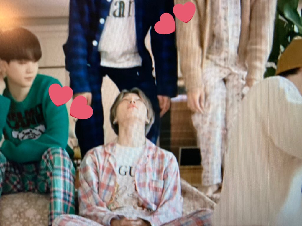 We’ve been blessed with legendary  #Taekook moments in the Life Goes On MV  and cute  #yoonmin moments, too  Our favorite was Tae back hugging JK like in his birthday. They recreated the same moment again! Skskskssdsdk  @shhh_kiki