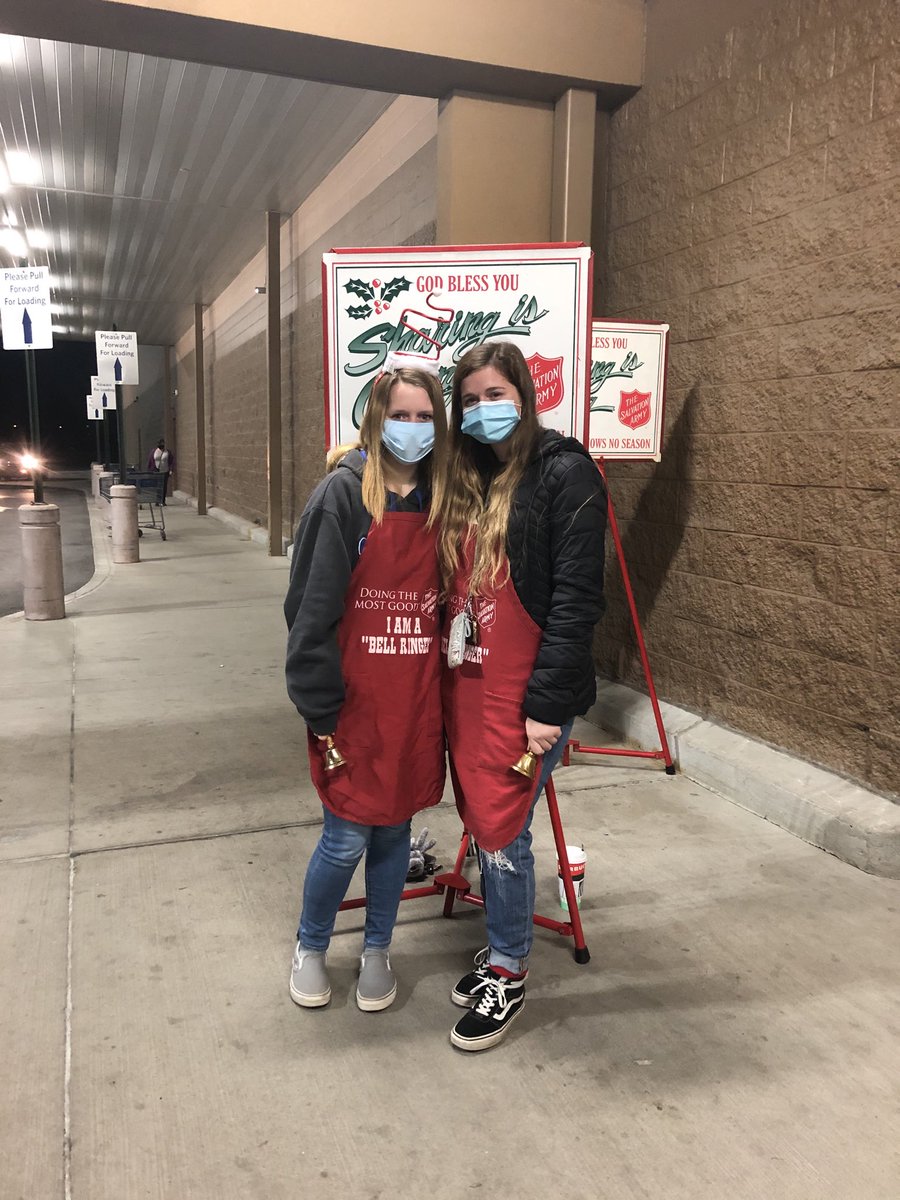 NhsVigo's tweet photo. Another group of volunteers today helping the Red Kettle Campaign prepare for the holiday season 🎅🎁🤶🎄 ⁦@WestVigoVikings⁩ https://t.co/vBNVALftEU