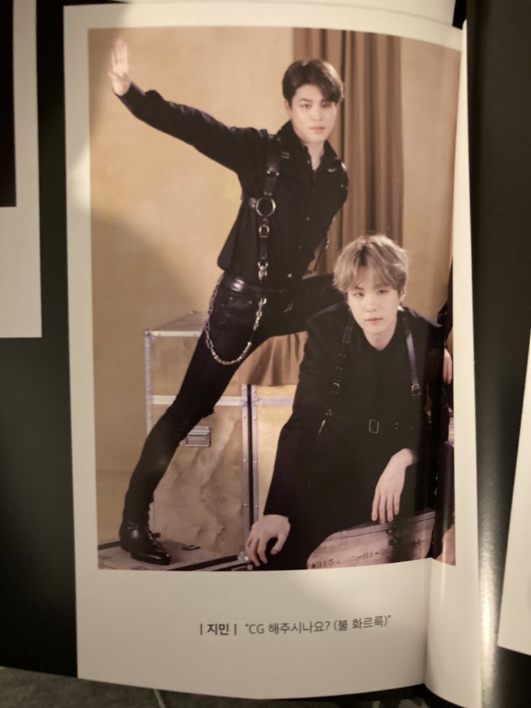 Lastly, in this year’s ARMY Membership Kit we’ve been blessed w/ beautiful pics and postcards of all the members  I was shocked w/ 2 pics in particular... guess who? Now take your own conclusions w/this thread and feel free to add more if we missed any!  @shhh_kiki