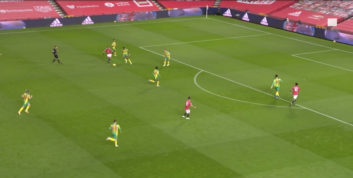 52& #39;: Be honest with yourself – where is Martial at his best? Receiving wide left and running at his defender. We see that here. Notice Rashford making a strikers run in frame 3, instead of offering to feet? It clears space for Anto and offers a passing option.